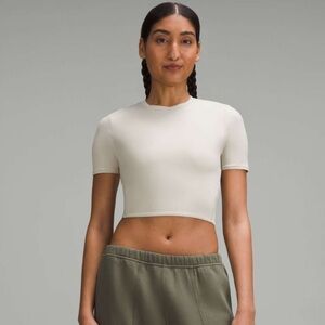 Lululemon Wundermost Ultra-Soft Nulu Crewneck Cropped T-Shirt in Mojave Tan